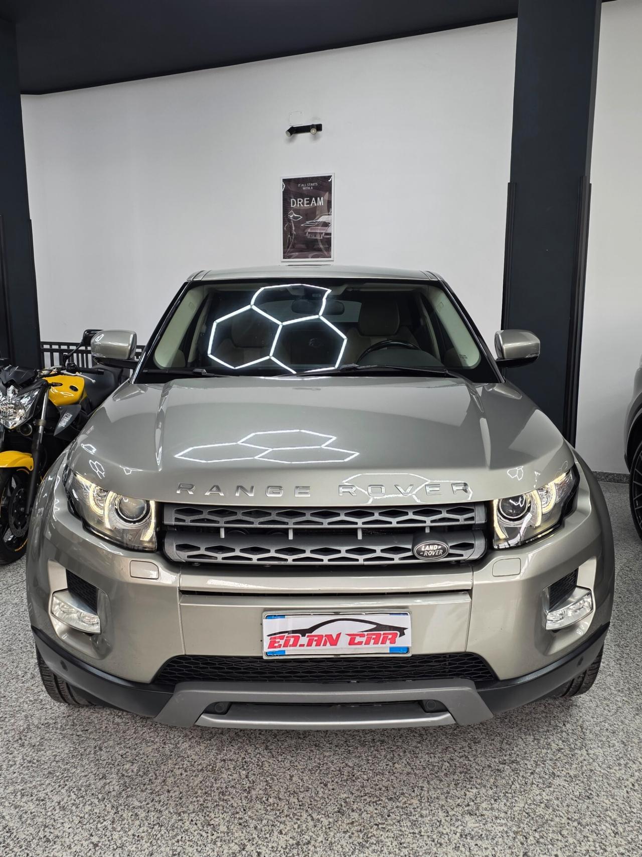 Land Rover Range Evoque 2.2 TD4 5p. Pure