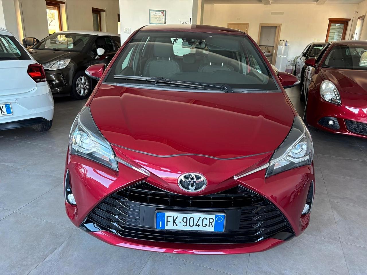 Toyota Yaris 2017 - 1.0 69 CV 80000 KM NEOPATENTATI!!