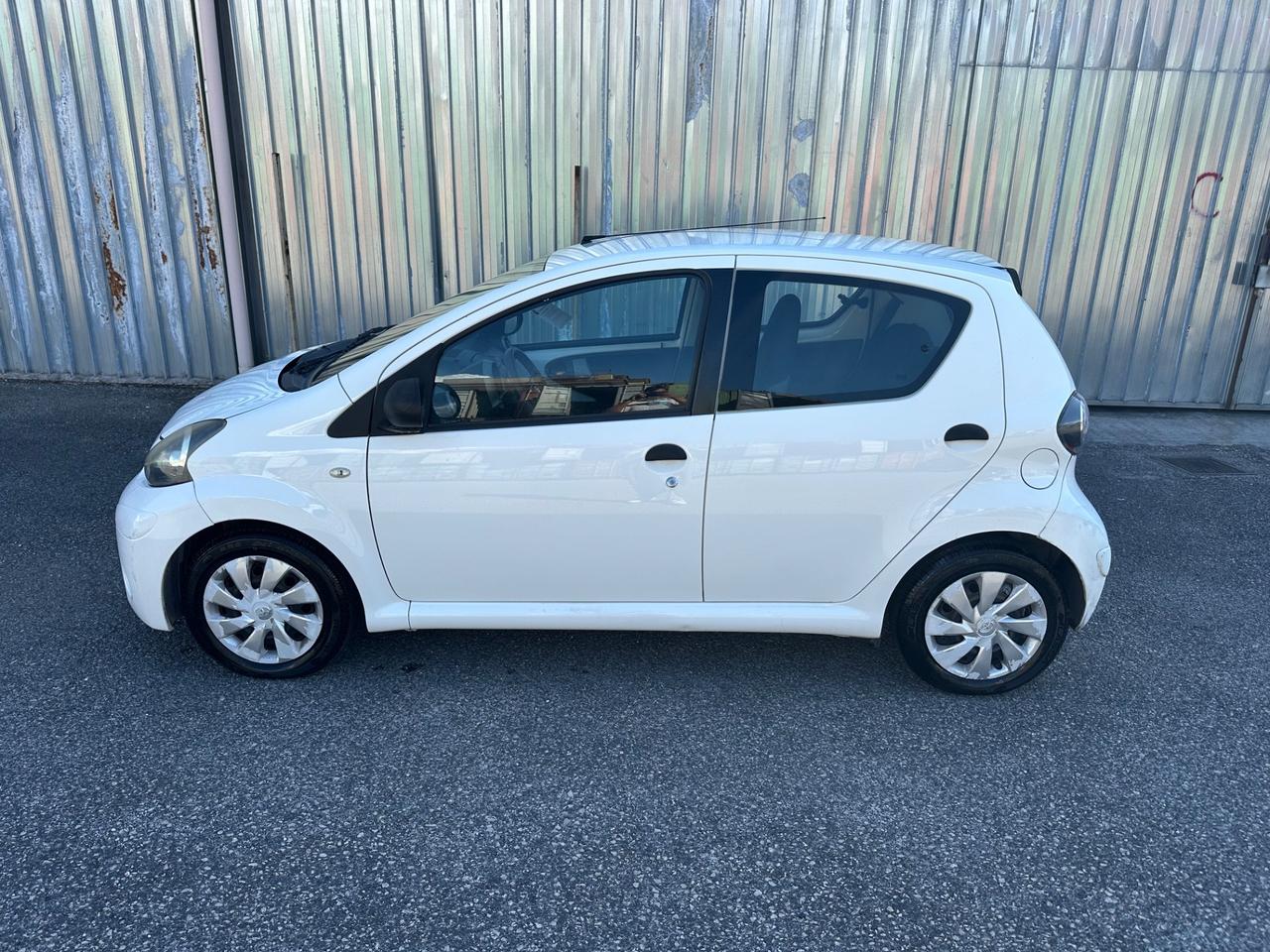 Toyota Aygo 1.0 VVT-i 69 CV...Neop