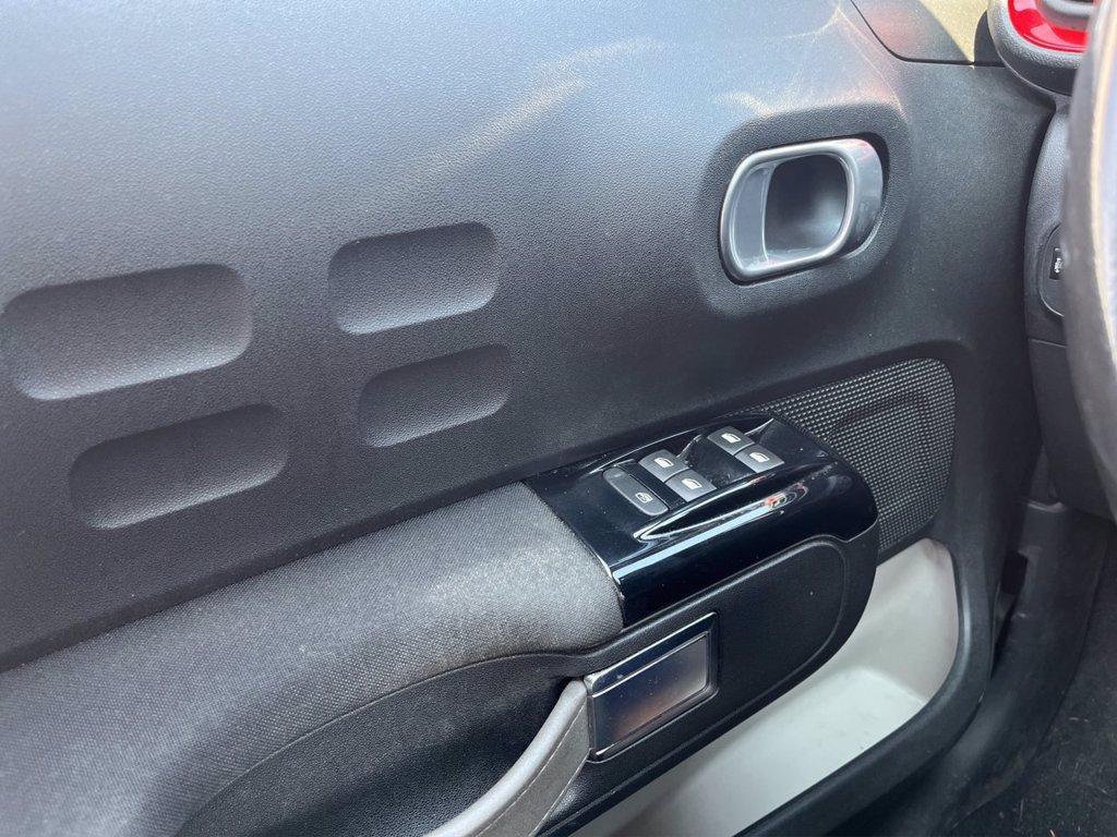 CITROEN C3 1.2 puretech Shine s&s 110cv del 2016