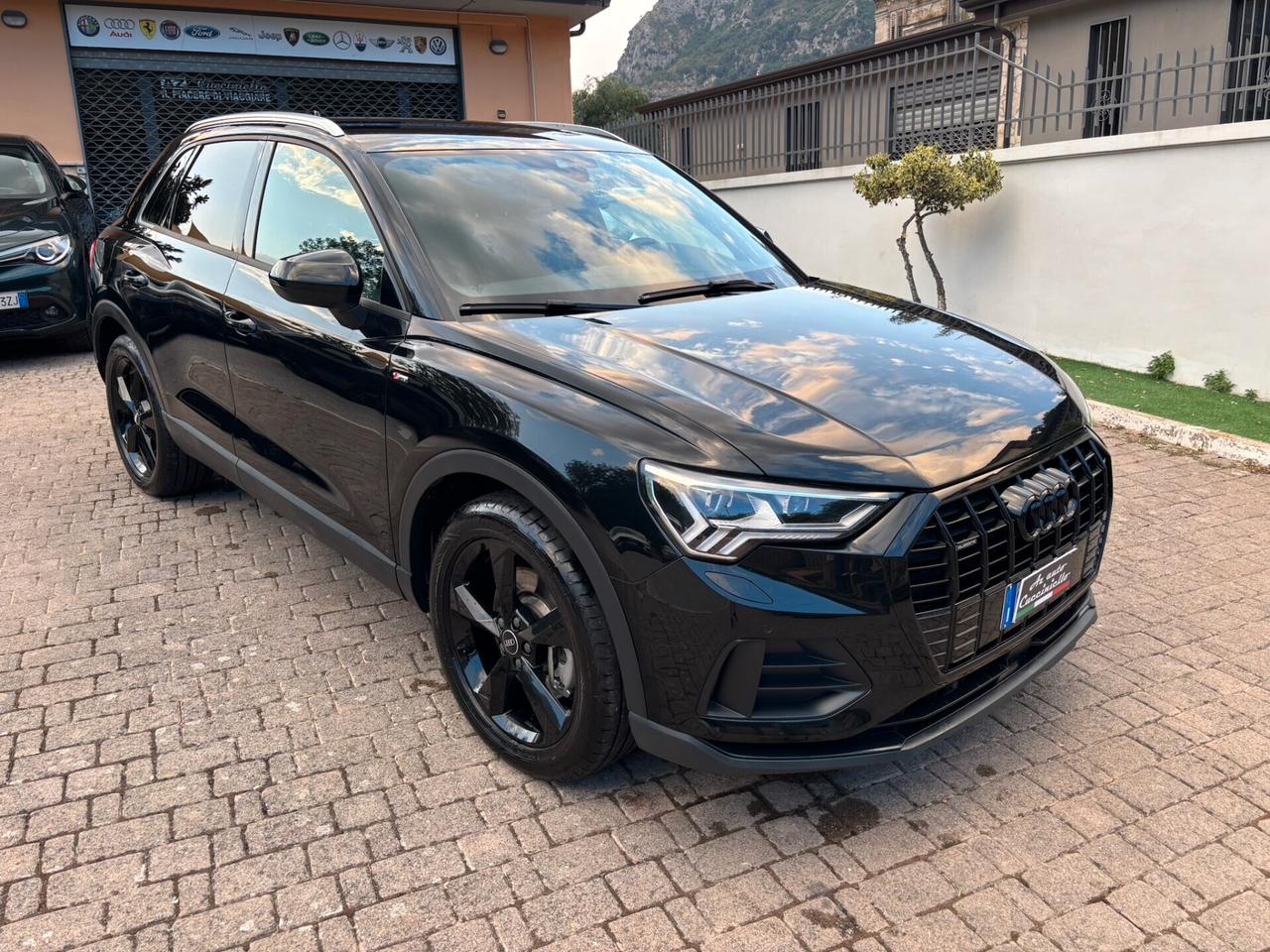 Audi Q3 40 TDI QUATTRO 200CV S tronic IDENTITY BLACK - S-LINE FULL - MY 21