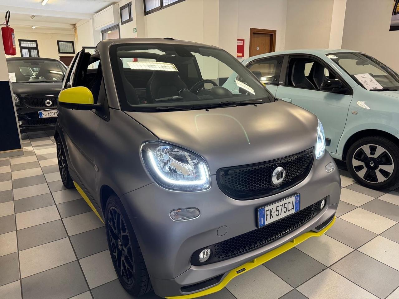 Smart ForTwo Urbanrunner brabus 90cv CABRIO