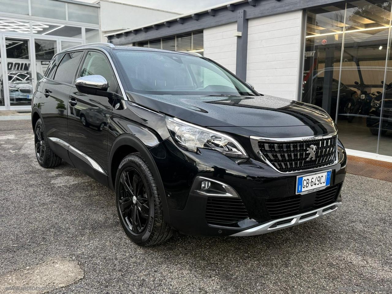 PEUGEOT 5008 BlueHDi 130 S&S EAT8 Crossway