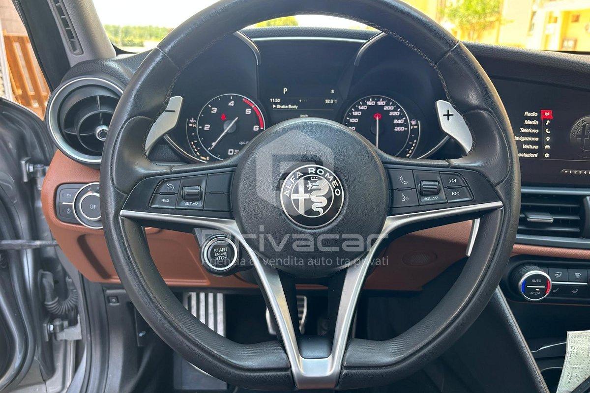 ALFA ROMEO Giulia 2.2 Turbodiesel 210 CV AT8 AWD Q4 Veloce