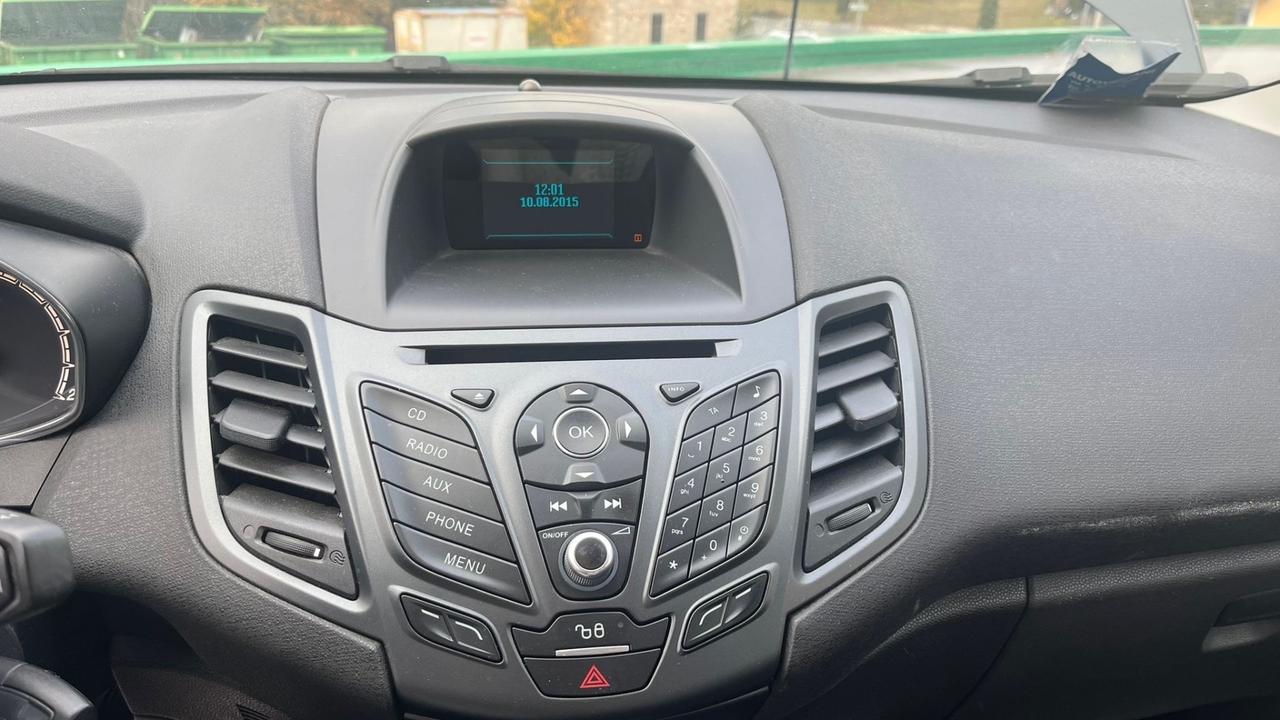 Ford Fiesta 1.0 80CV 5 porte Titanium SI NEOPATENTATI