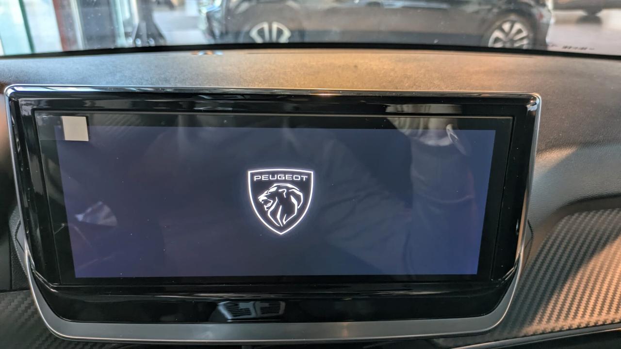 Peugeot 208 Hybrid 110 e-DCS6 BUSINESS