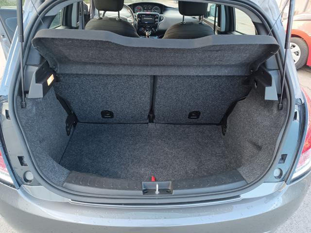 LANCIA Ypsilon 1.0 FireFly 5 porte S&S Hybrid Silver