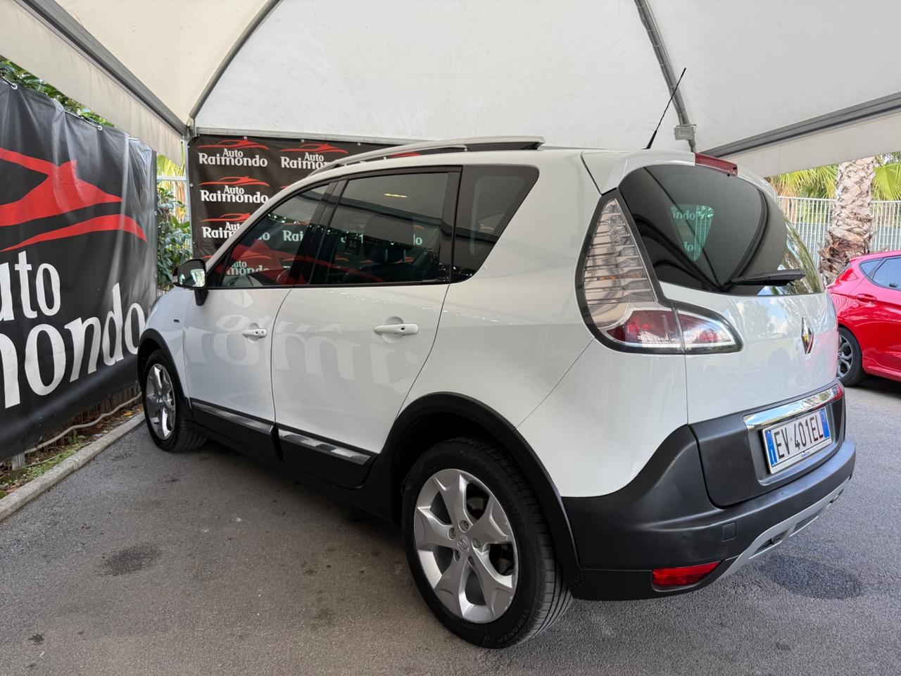 Renault Scénic XMod Cross 1.5 dCi 110CV Bose