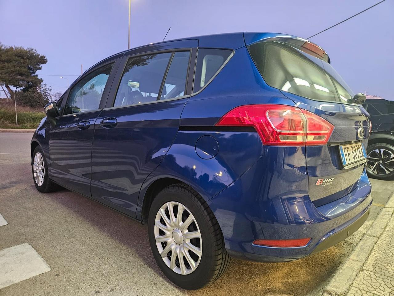Ford B-MAX 1.0 74kw 100cv UNIPRO