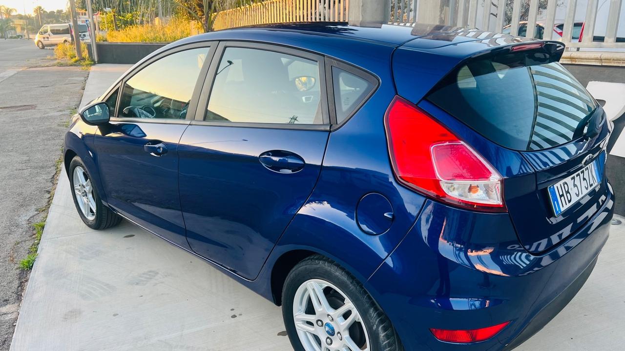 Ford Fiesta 1.5 TDCi 75CV 5 porte