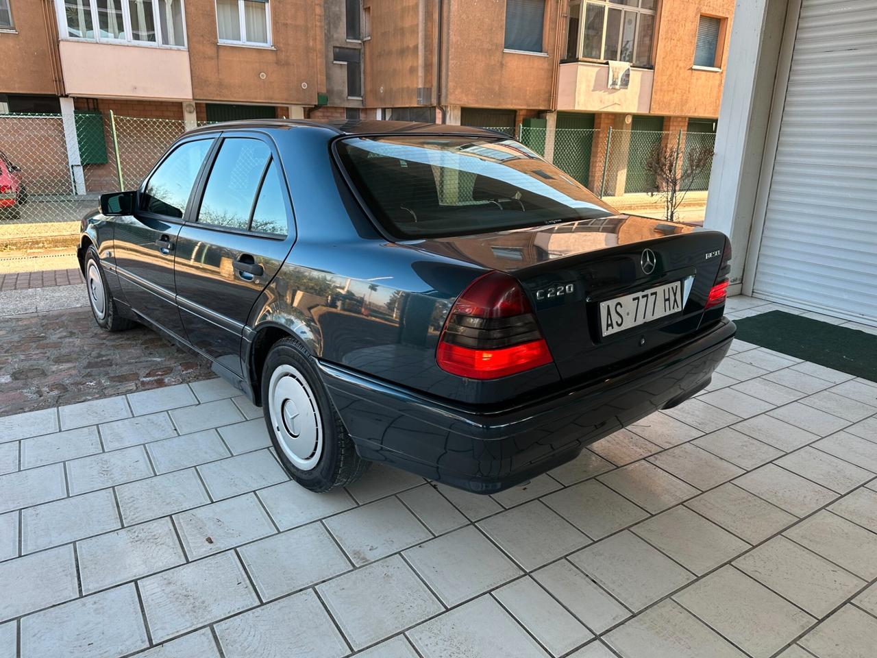 Mercedes-benz C 220 D Classic