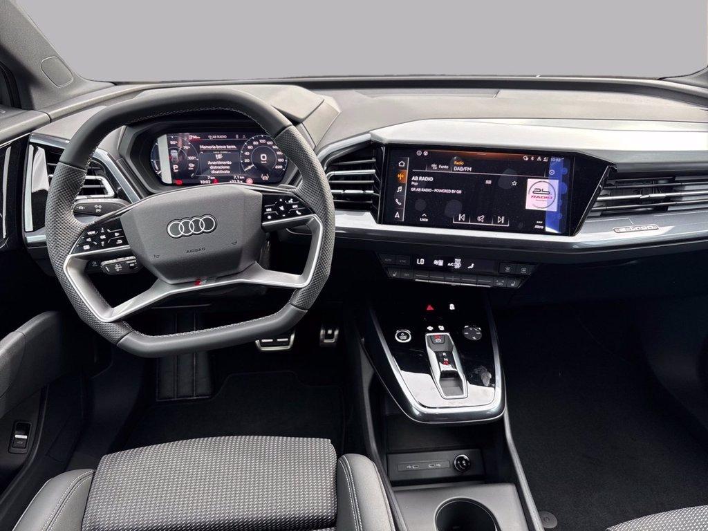 AUDI Q4 e-tron 45 s line edition del 2026