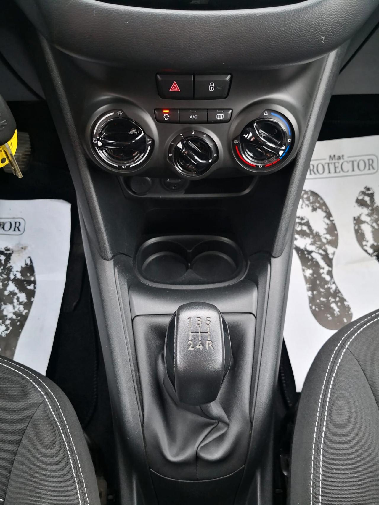 Peugeot 208 PureTech 1.2 82CV 5p. ***NEOPATENTATI***UNIPROPRIETARIO***