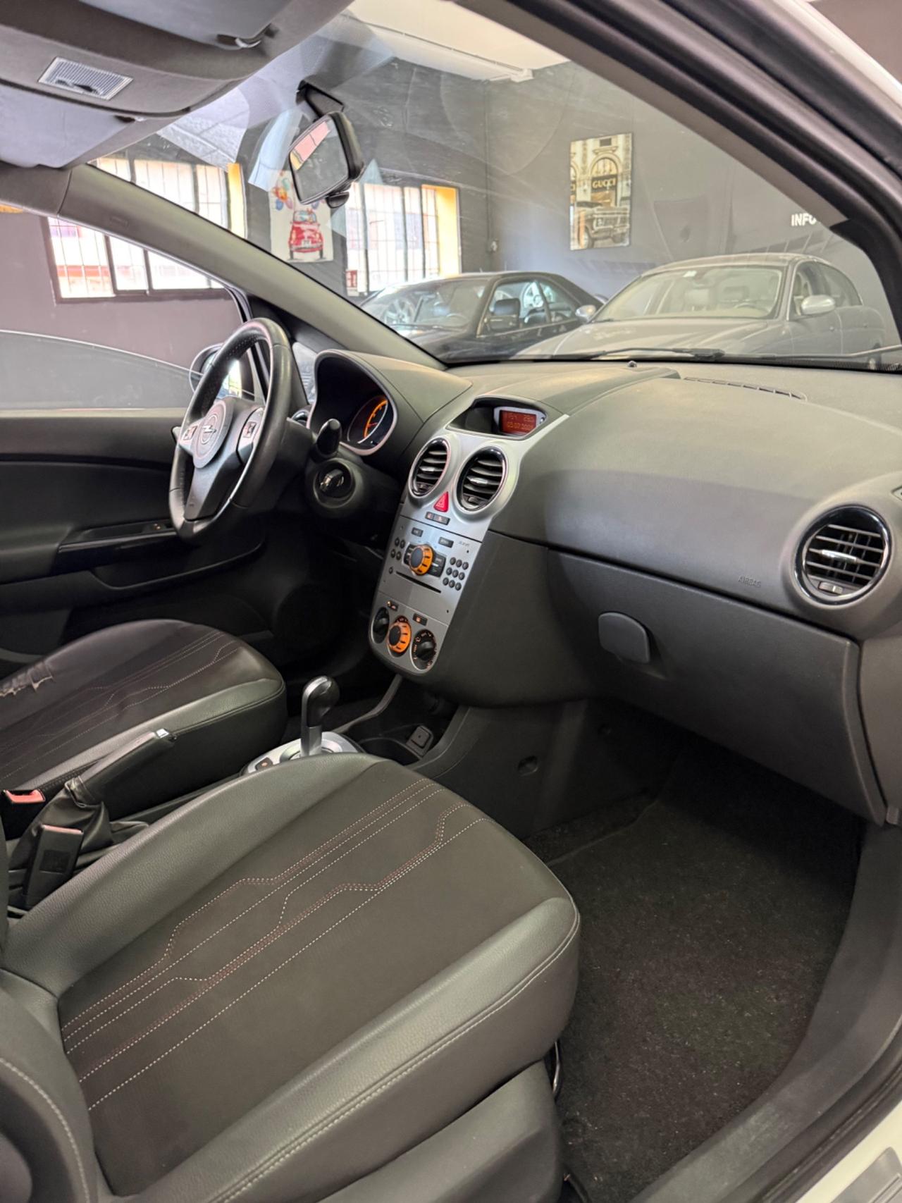 AUTOMATICA Opel Corsa 1.2 5 porte Sport