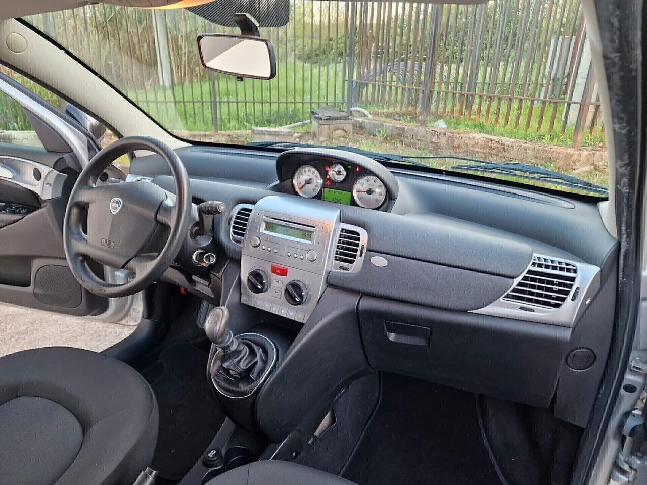 LANCIA YPSILON 1.4 Unyca Ecochic GPL - 2011