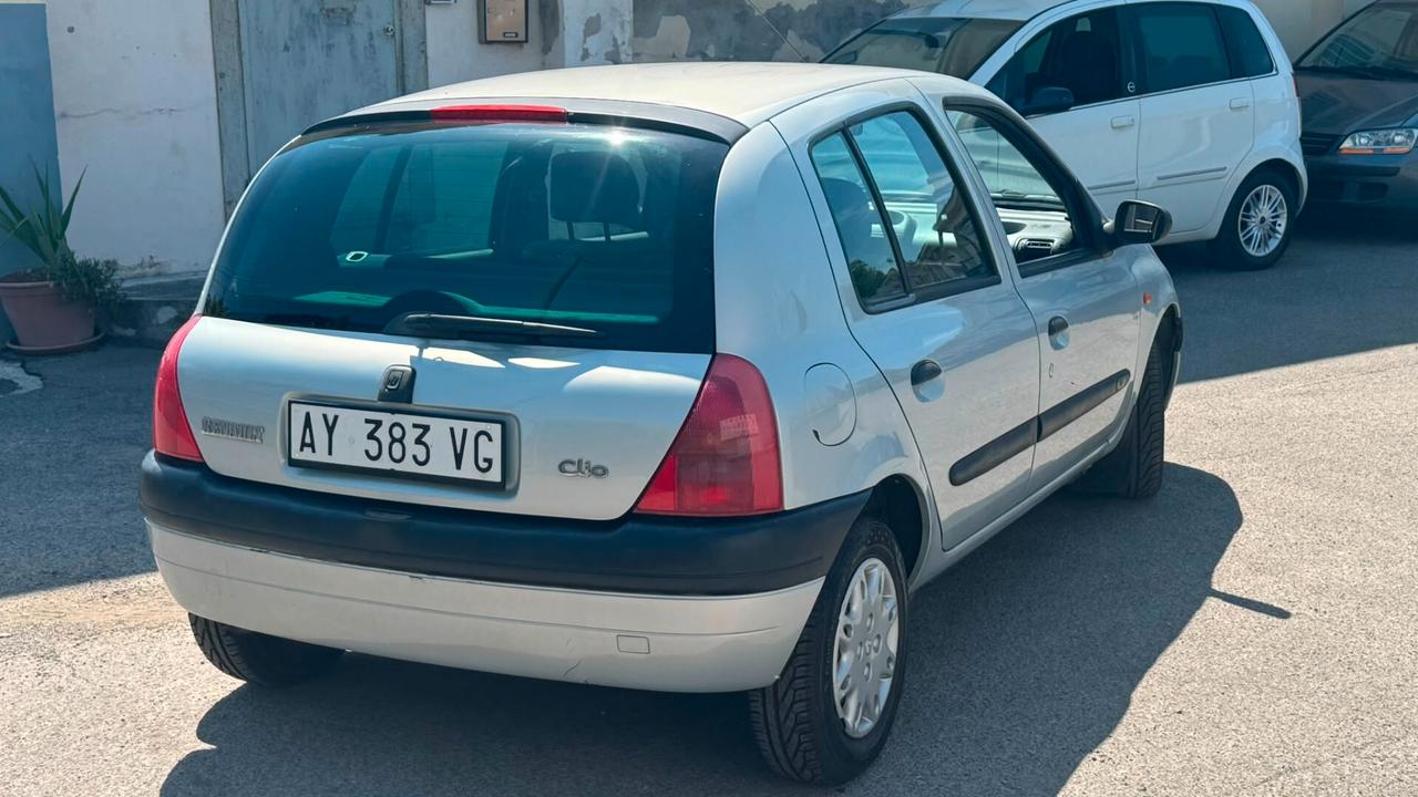 Renault Clio 1.2 cat 5 porte RT
