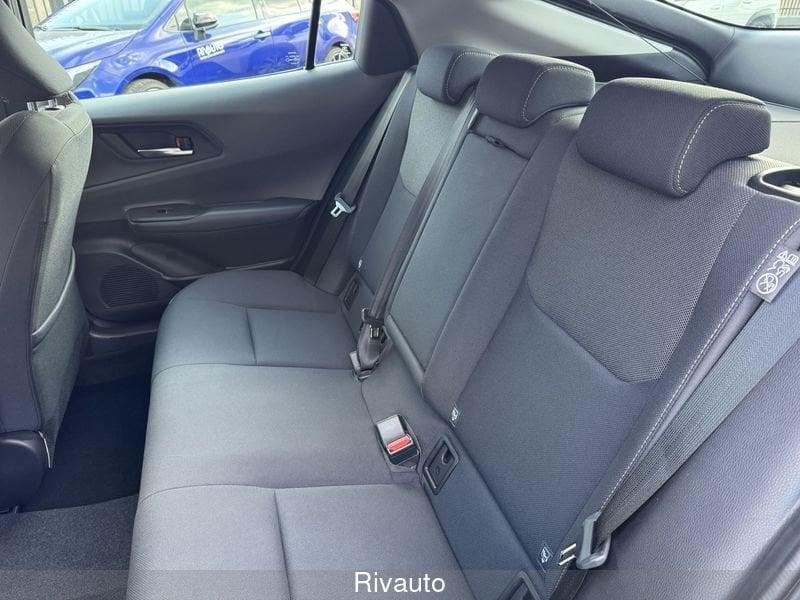 Toyota Prius 2.0 Plug-in Hybrid Lounge