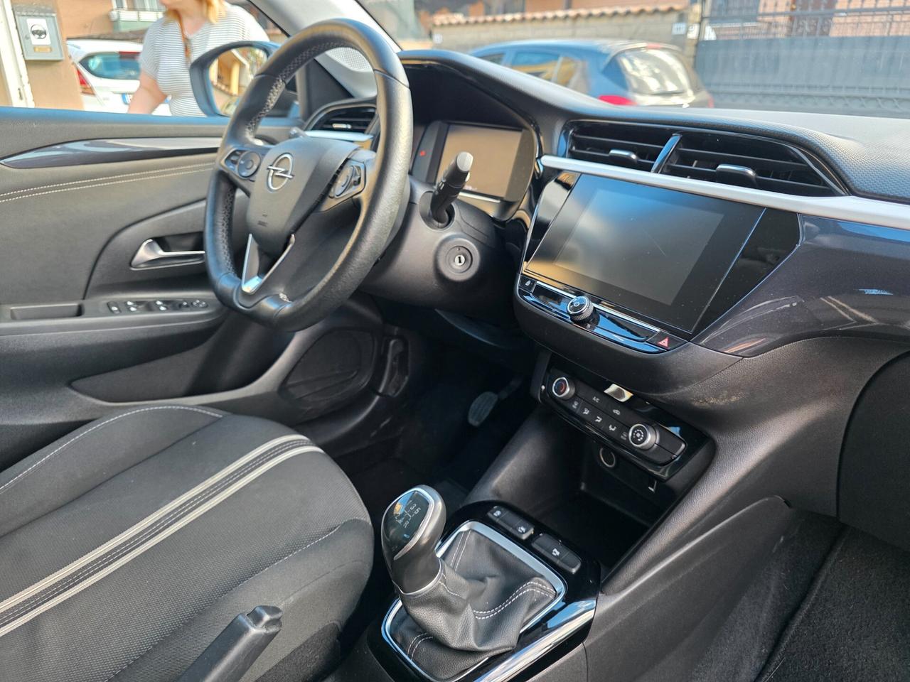 Opel Corsa 1.2 Blitz Edition