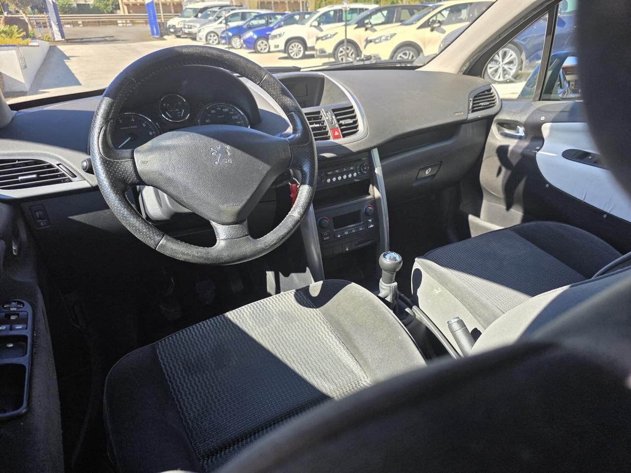 Peugeot 207 1.4 88CV 5p. XS
