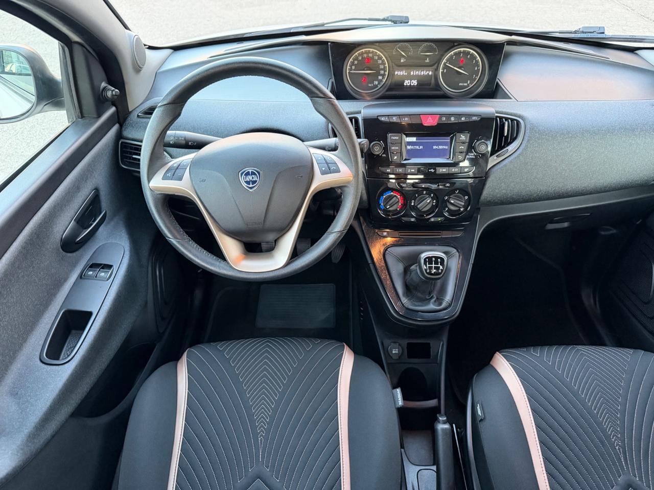 Lancia Ypsilon 1.2 benzina 69 cv 2019 87.000 km