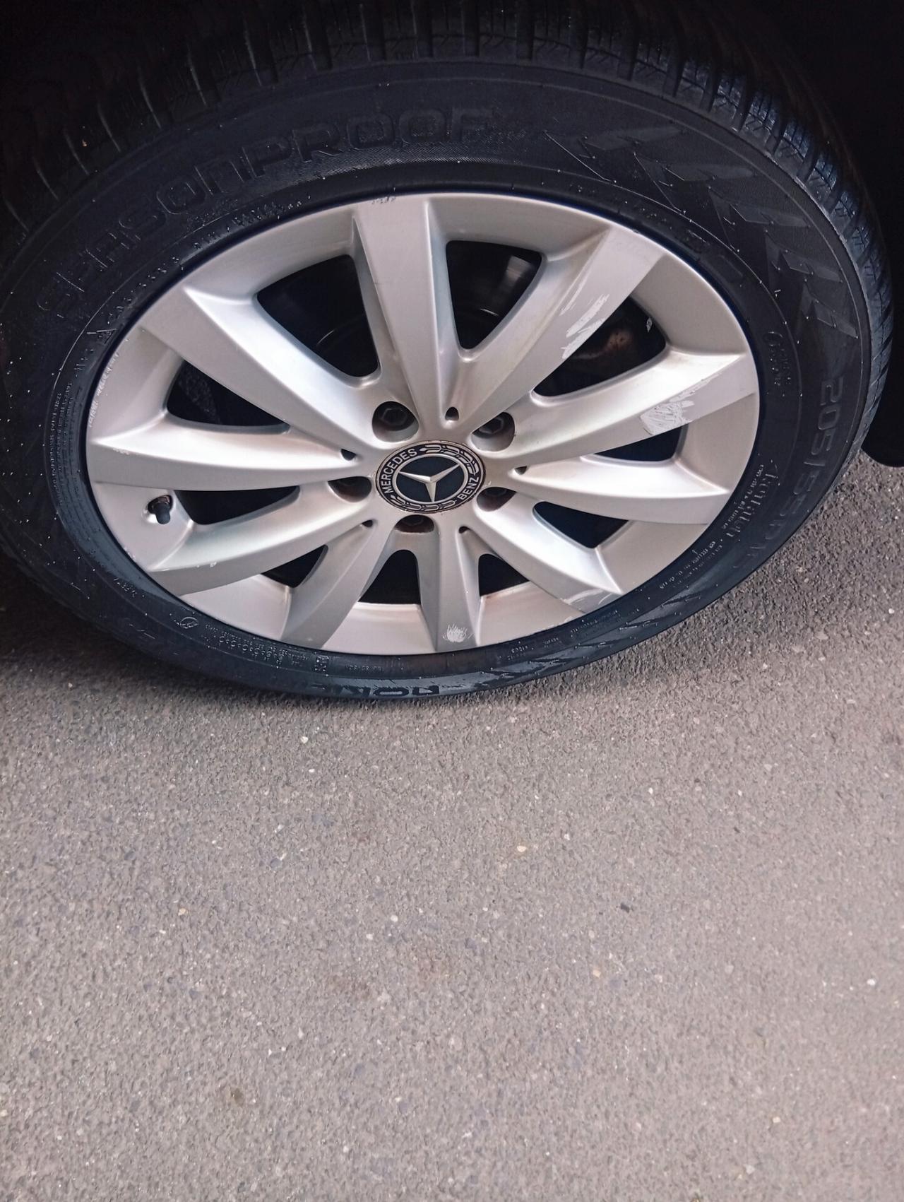 Mercedes-benz B 180 Premium