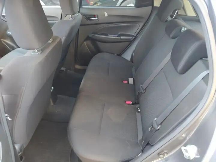 Suzuki Swift 1.2 Hybrid Top