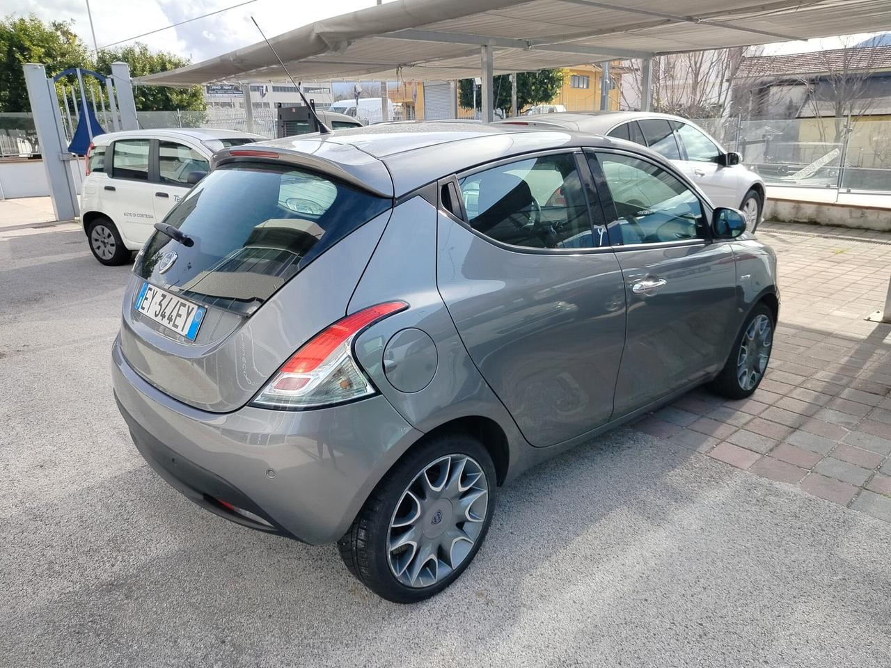 Lancia Ypsilon 1.3 MJT 16V 95 CV 5 porte S&S Platinum