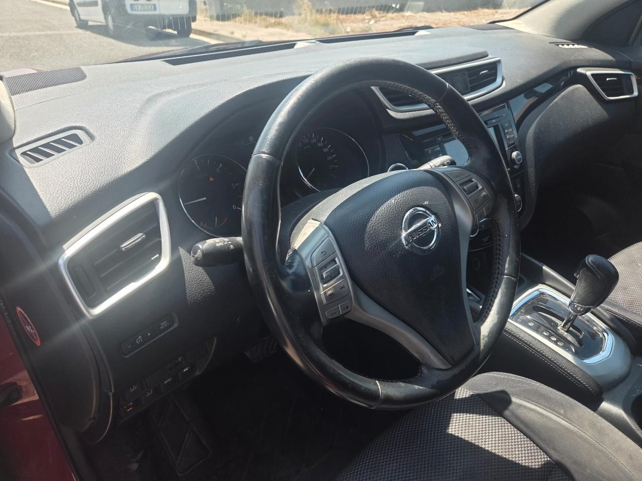 Nissan Qashqai 1.6 dCi 2WD Tekna Aut Tetto Panoram