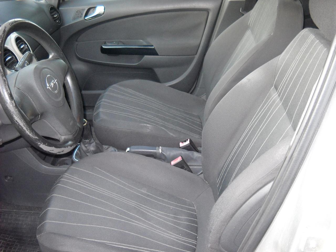 Opel Corsa 1.2 5 porte Easytronic Club
