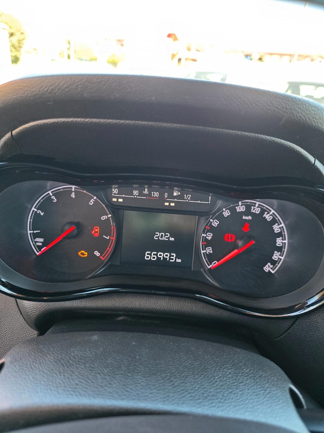 Opel Karl Rocks 1.0 73 CV GPL