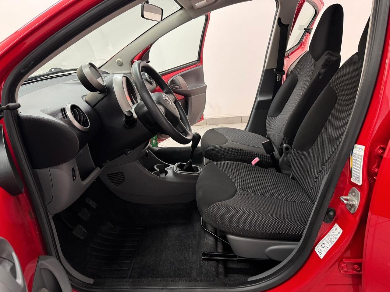 Toyota Aygo 1.0 Benzina 5 porte 2010