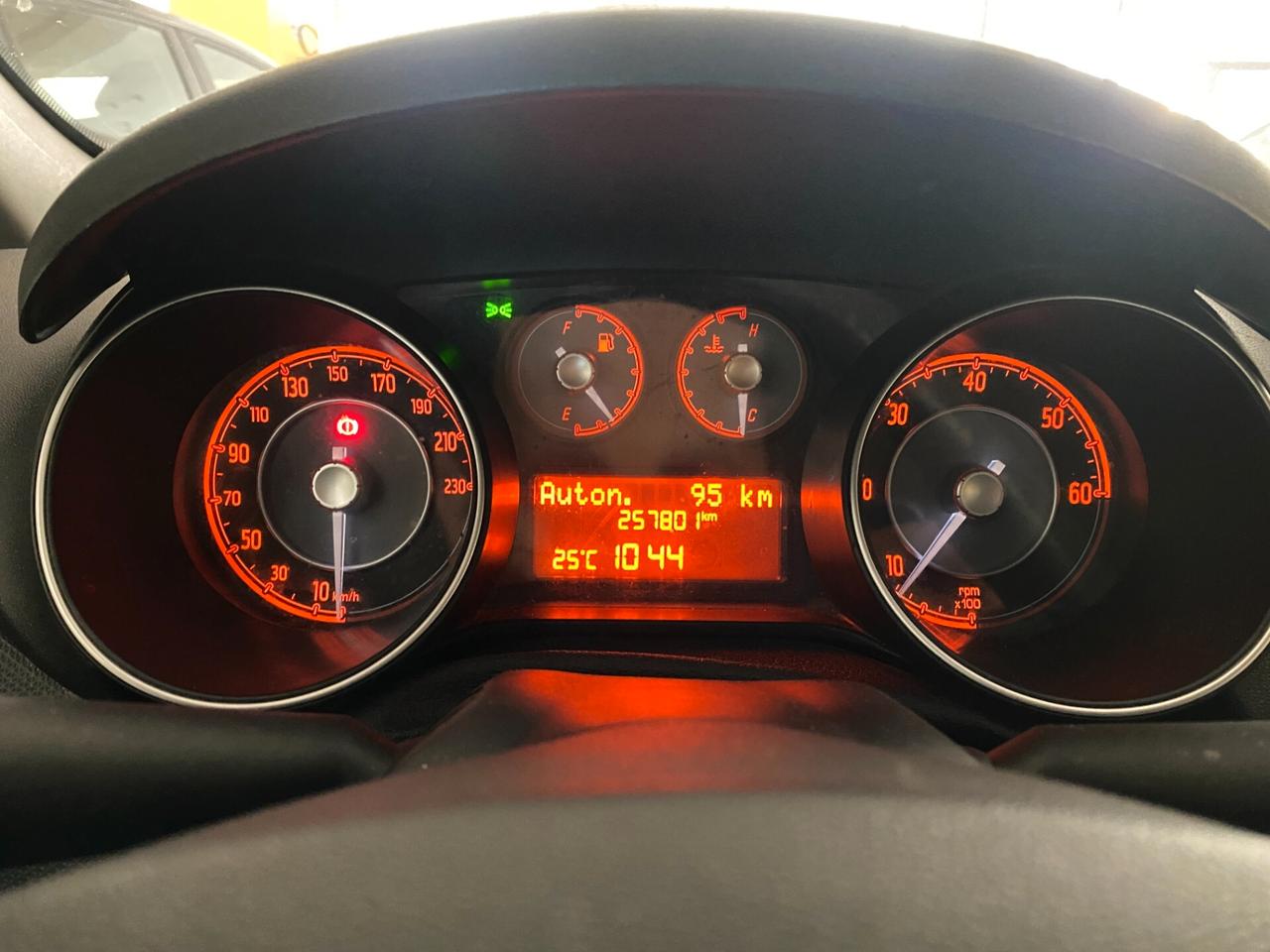 Fiat Punto 1.3 MJT II S&S 95 CV 5 porte Street