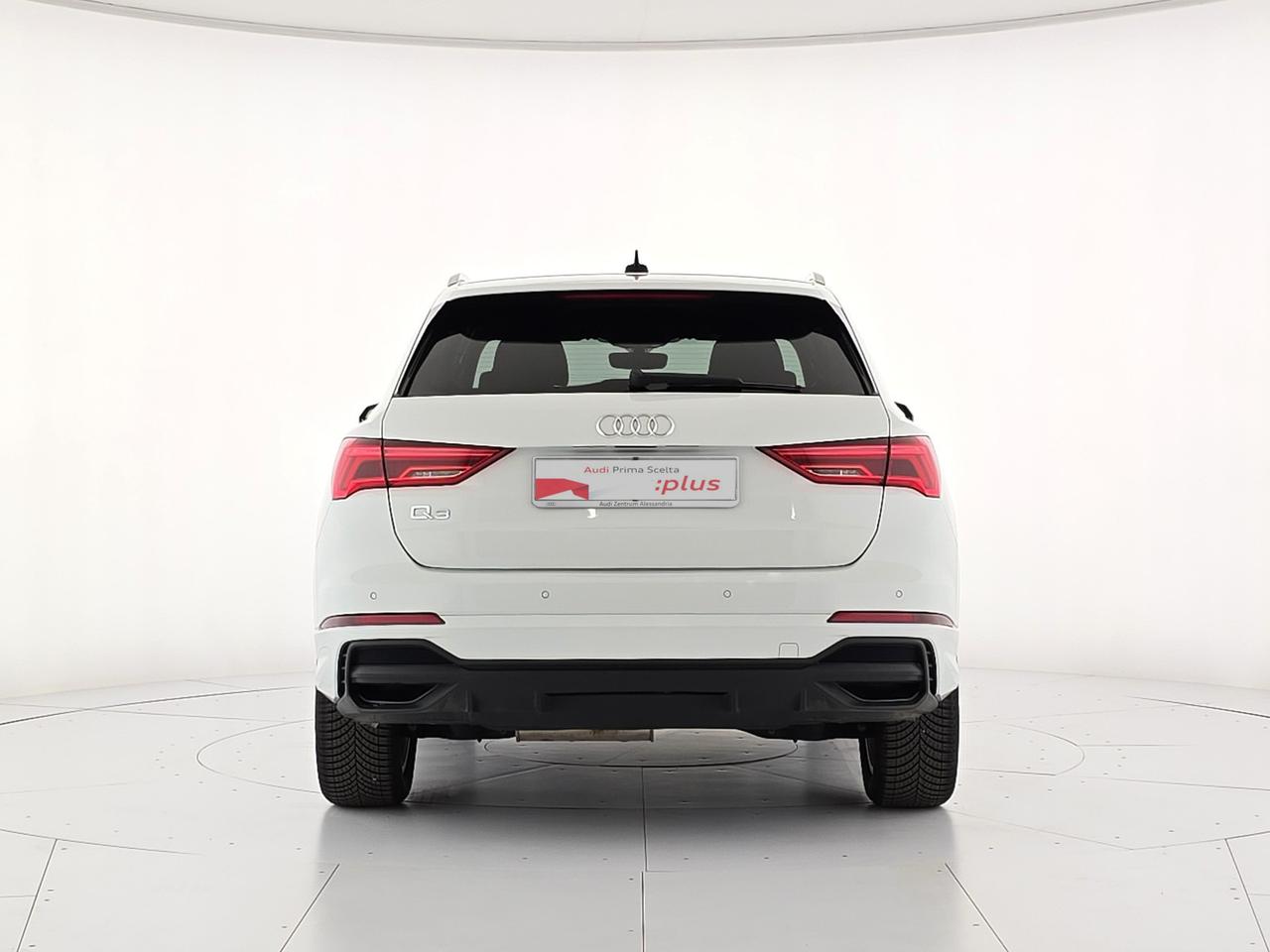 Audi Q3 35 2.0 tdi s line edition s-tronic