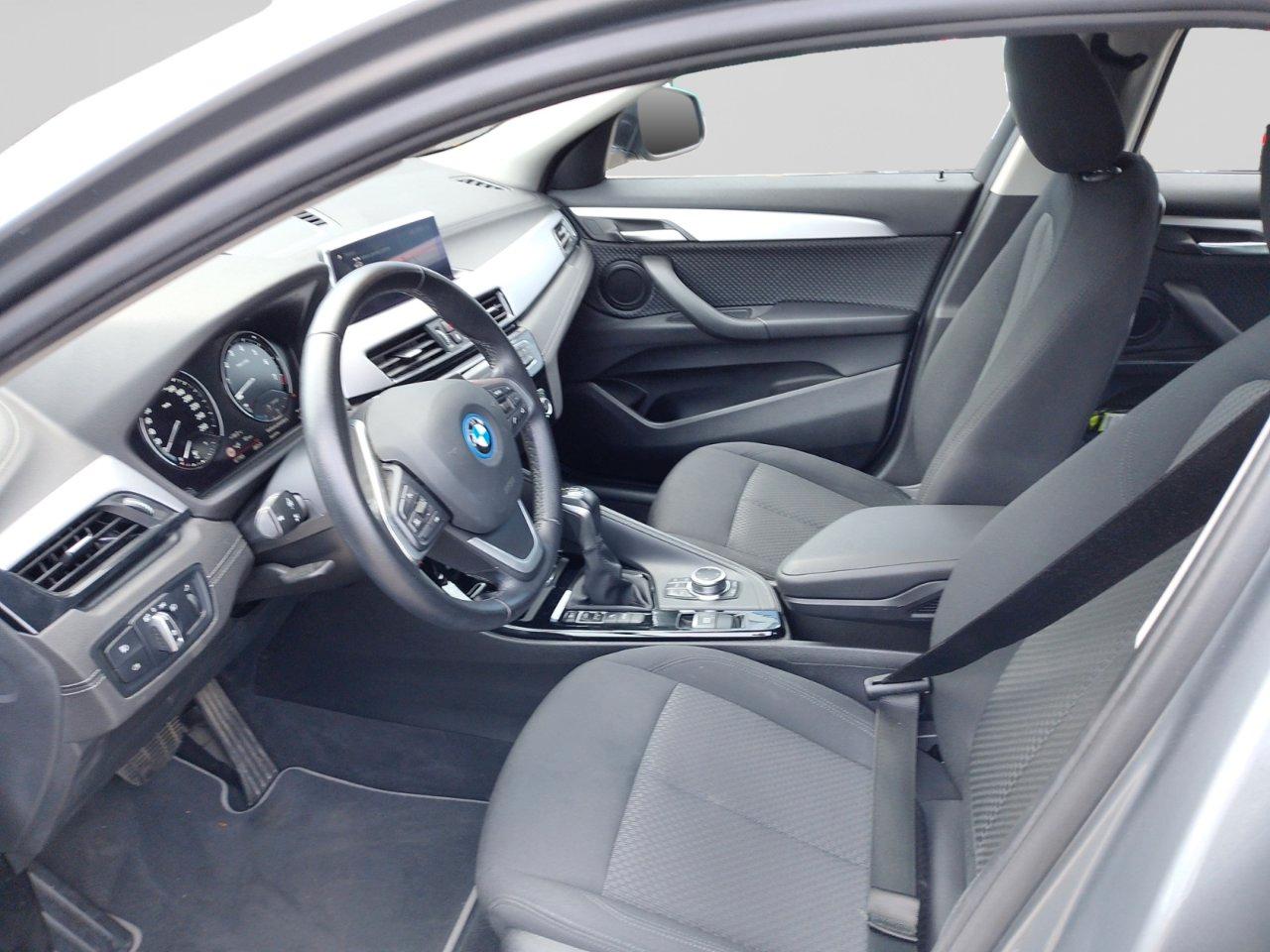 BMW X2 xdrive25e Business X auto