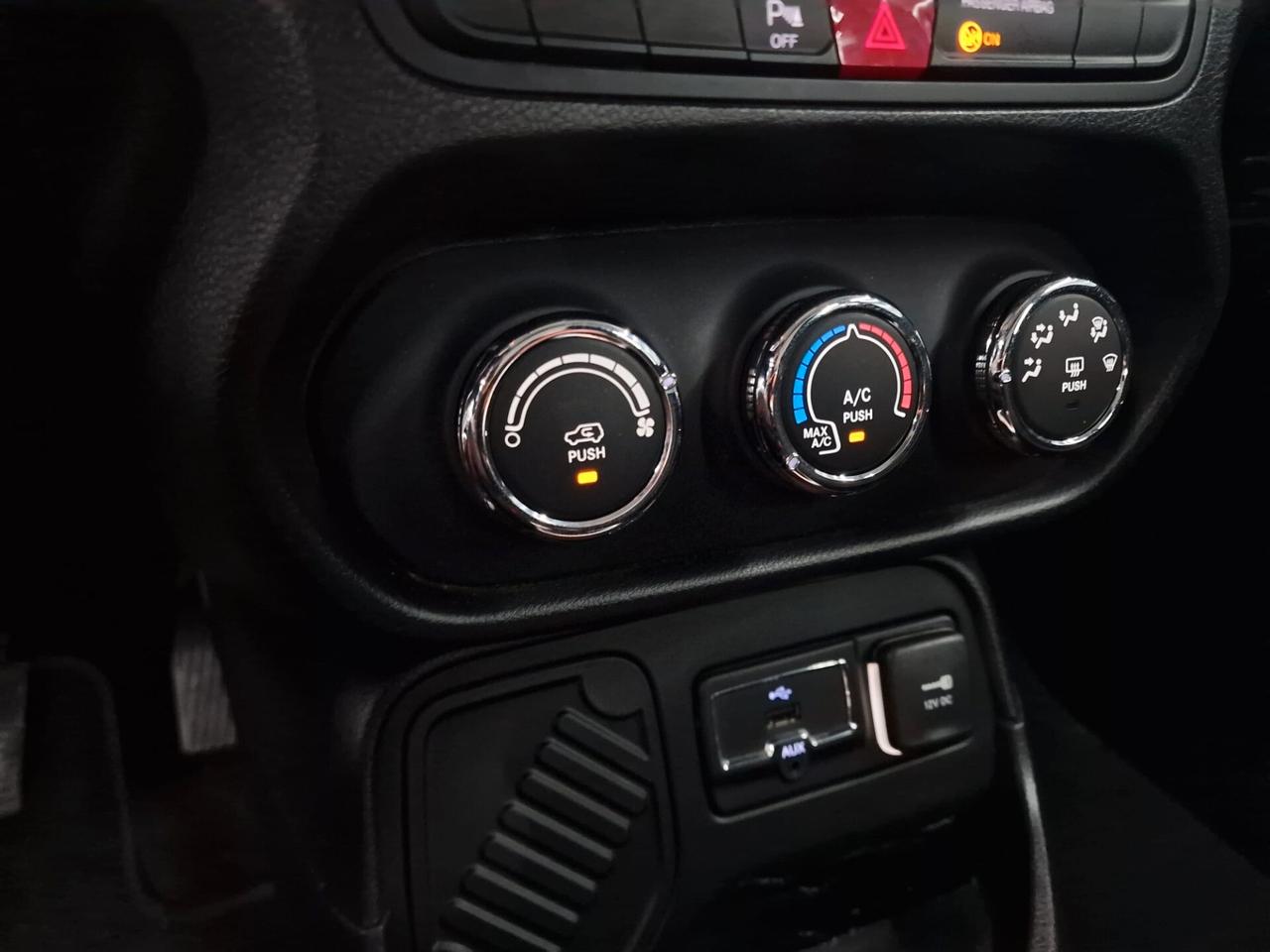 Jeep Renegade 1.6 Mjt 120 CV Longitude