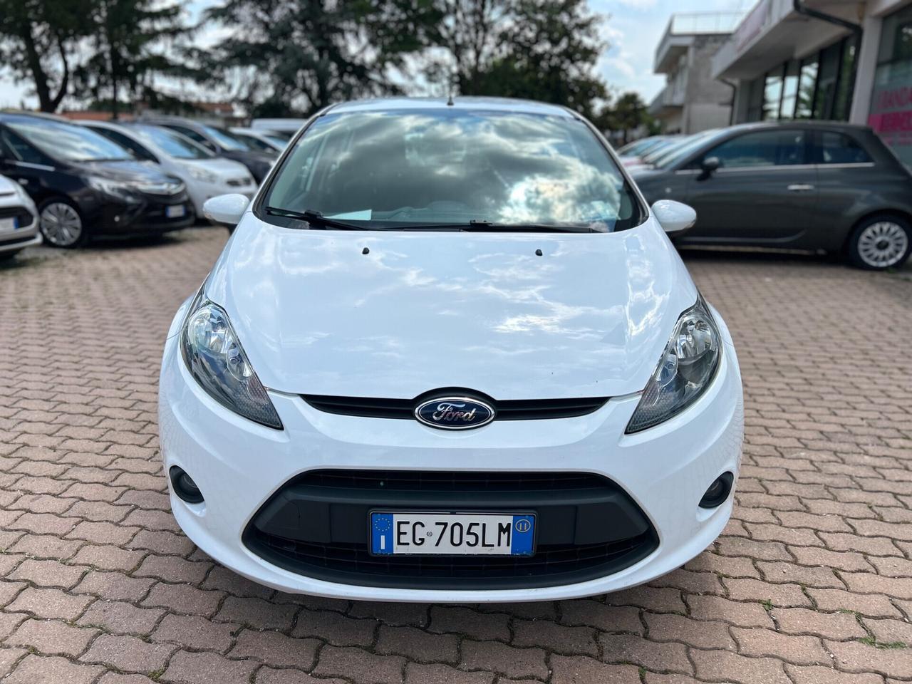 Ford Fiesta 1.4 5 porte Bz.- GPL Titanium