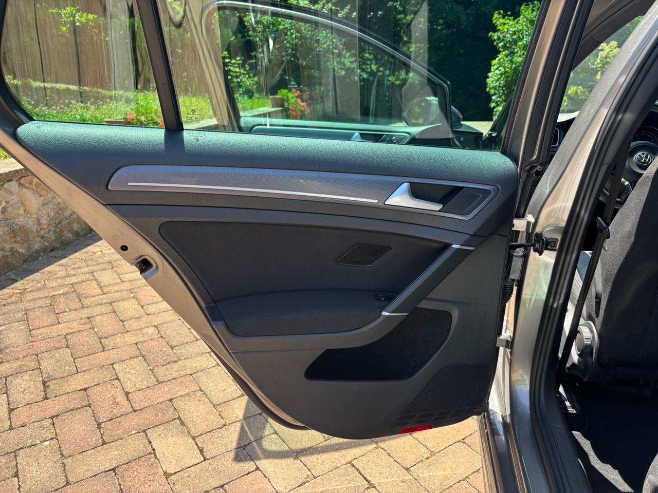Volkswagen Golf 1.6 TDI 110 CV 5p. R-LINE