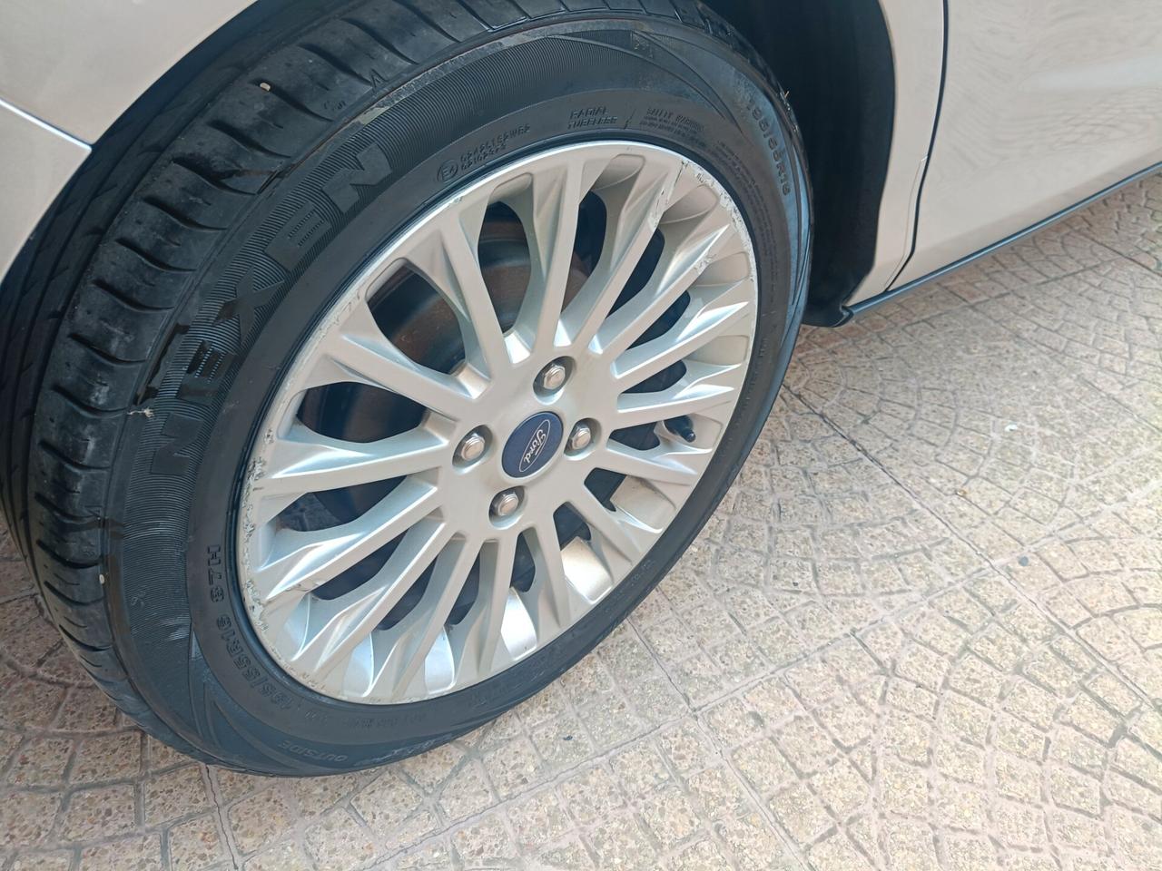 FORD BMAX 1.6 Diesel 95CV-TITANIUM-UNIPRO-Euro6990-