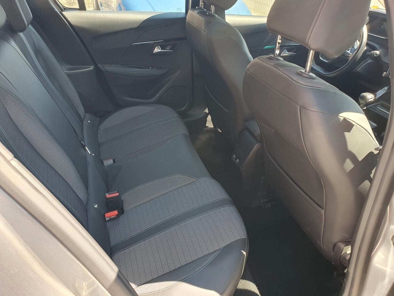 Peugeot 208 1.2 PureTech Allure Neopatentati 2020