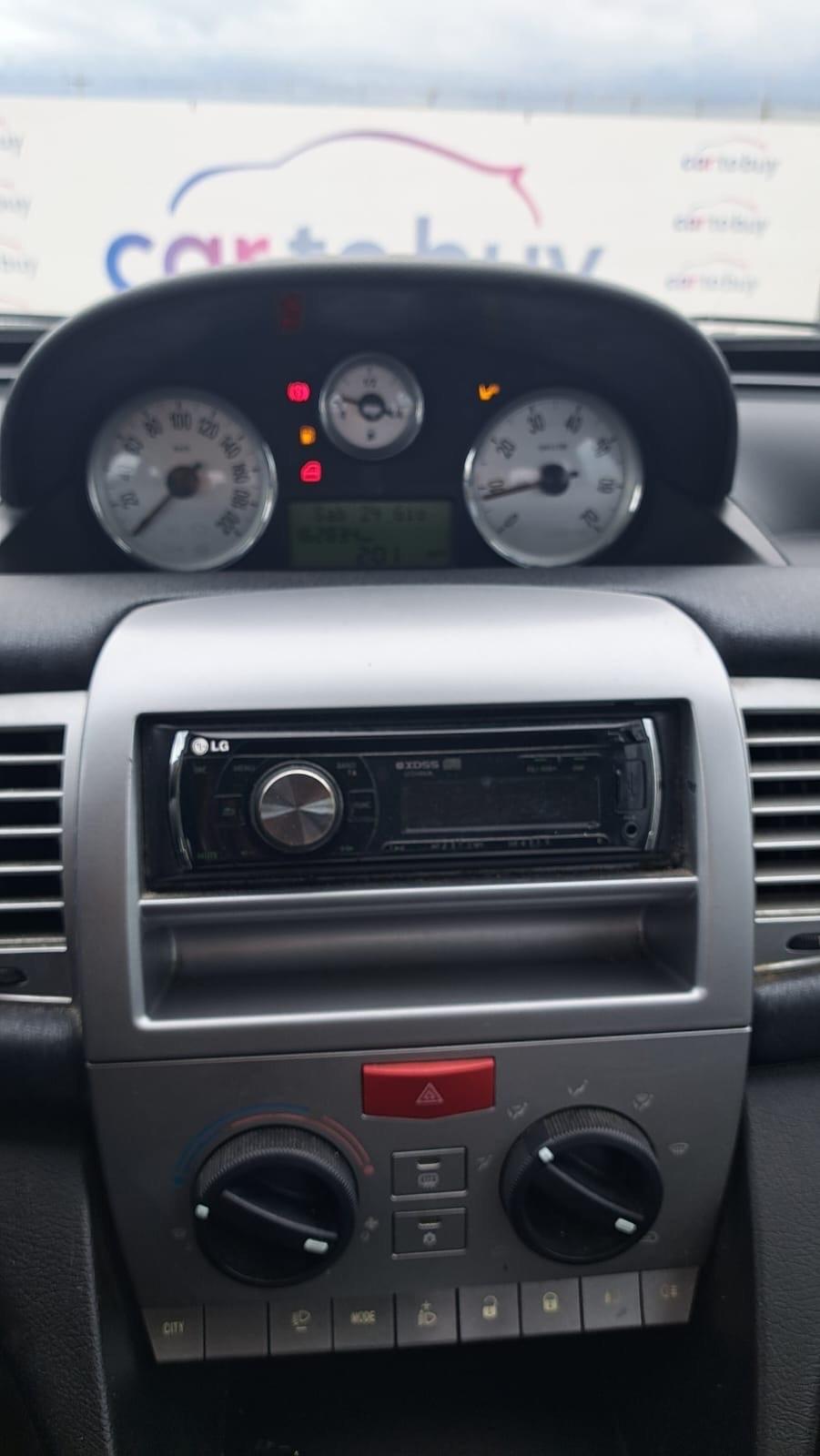 Lancia Ypsilon 1.2 Argento