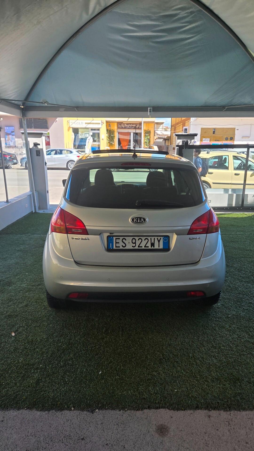 Kia Venga Tetto navi