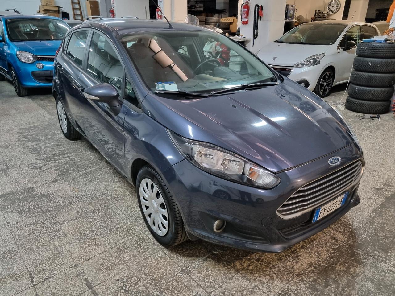 Ford Fiesta 1.4 5 porte Bz.- GPL