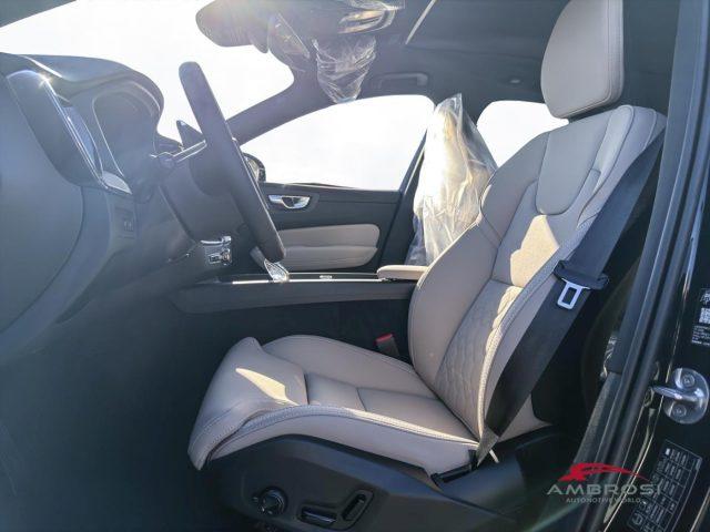 VOLVO XC60 T8 AWD Ibrido plug-in Elettrica/Benzina Ultra Dark