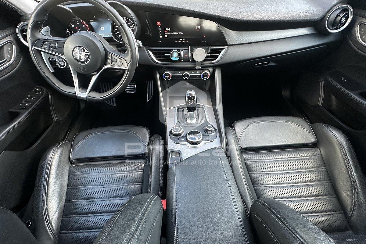 ALFA ROMEO Giulia 2.2 Turbodiesel 210 CV AT8 AWD Q4 Veloce