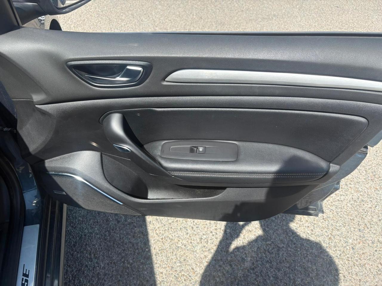 Renault Megane Mégane dCi 8V 110 CV EDC Energy Bose