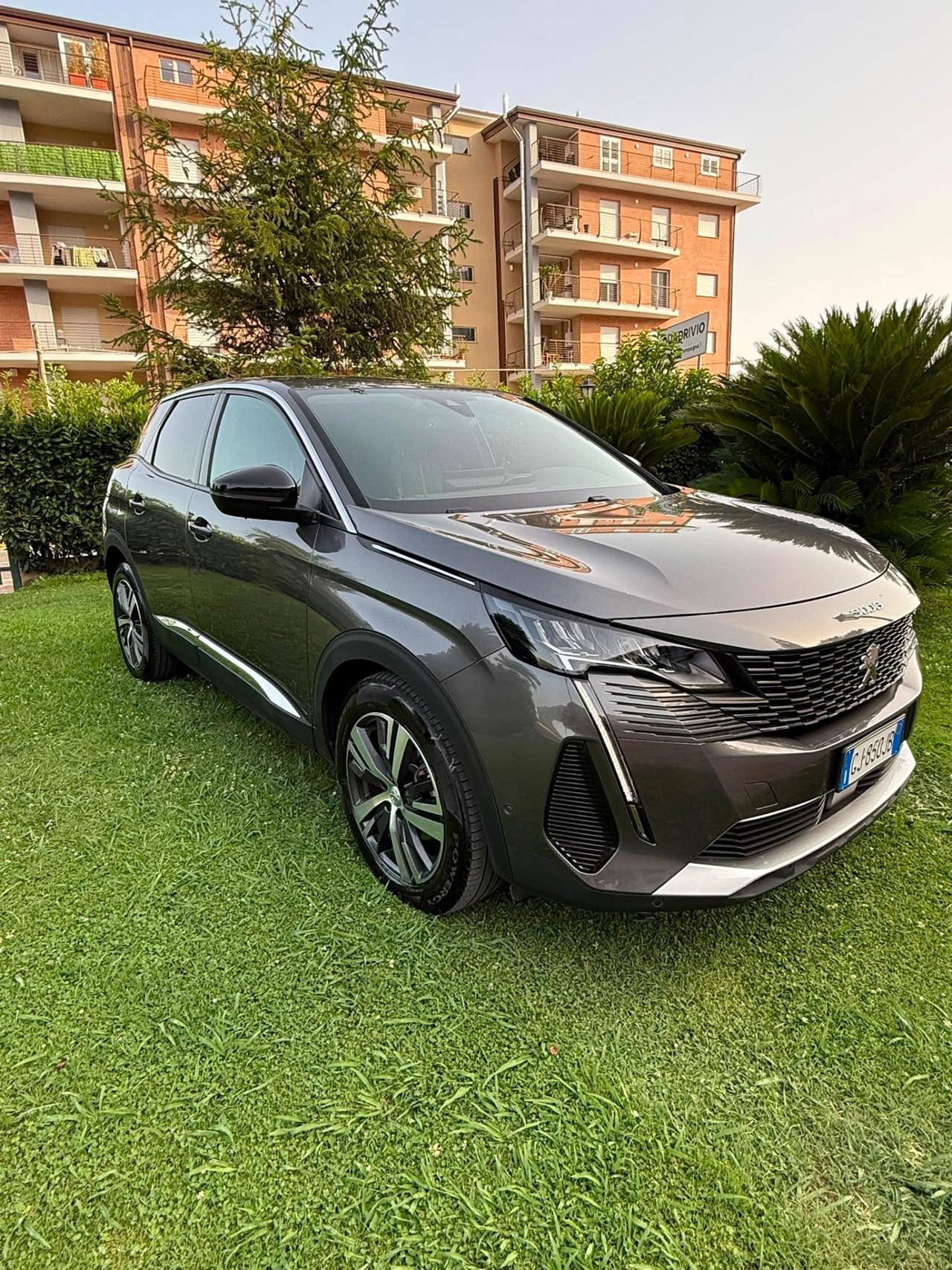 Peugeot 3008 1.5 diesel anno 2022 uni proprietario