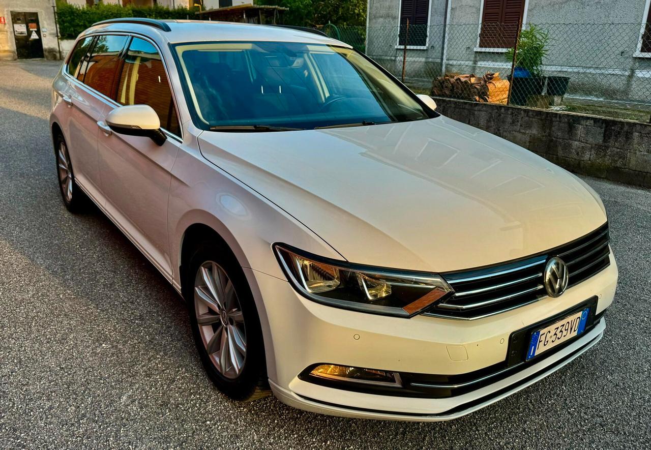 Volkswagen Passat Variant 1.6 TDI DSG Comfortline BlueMotion Tech.