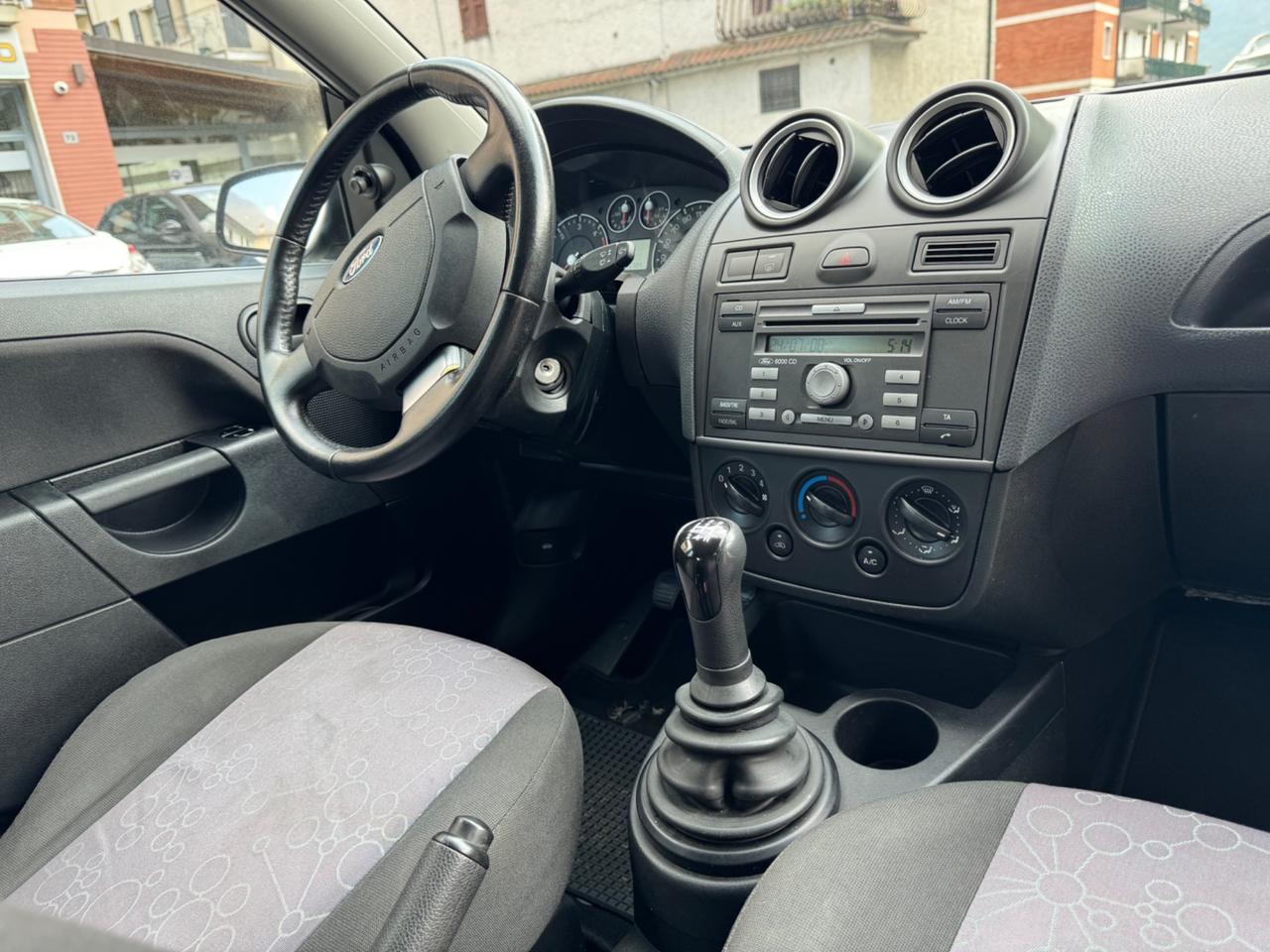 Ford Fiesta 1.4 TDCi 5p.- TAGLIANDATA - OK NEOPATENTATI