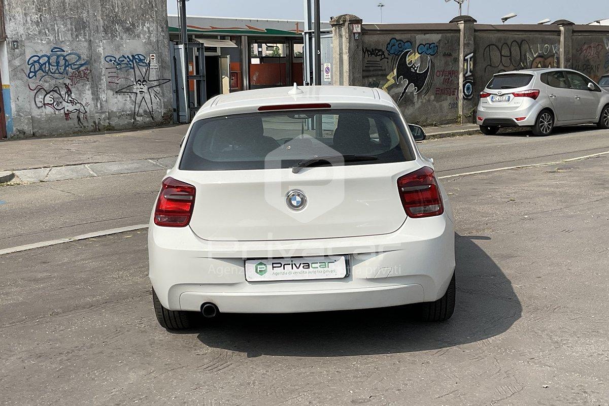 BMW 116i 5p. Joy
