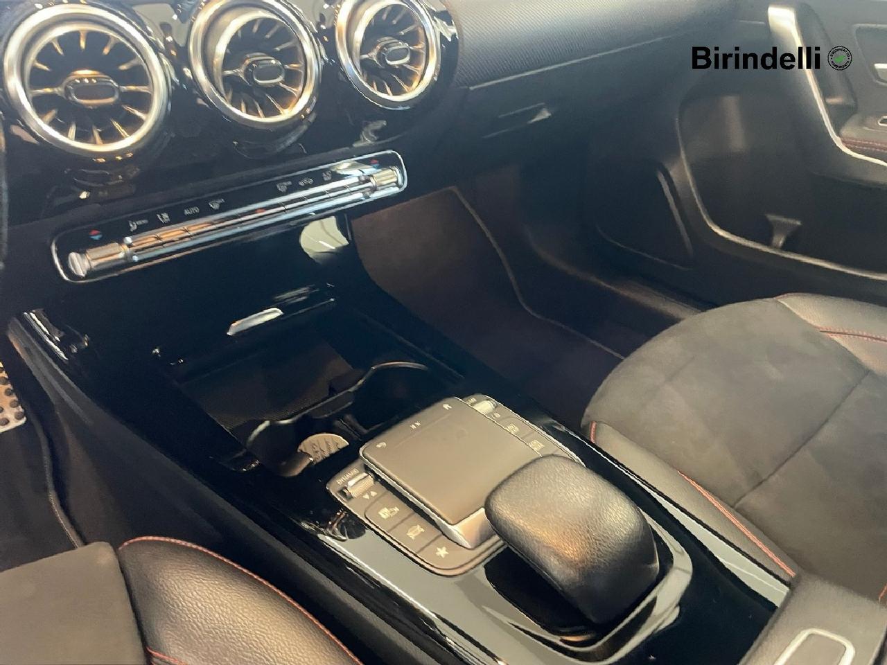 Mercedes-Benz Classe A (W177) - A 180 d Automatic Premium